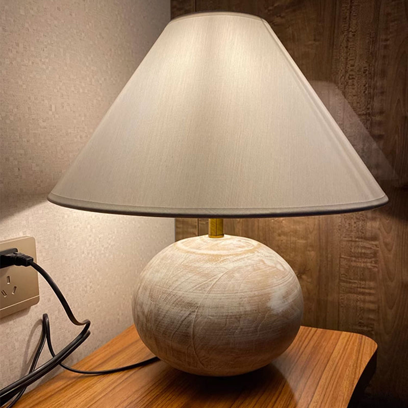 Country Nostalgic Wooden Table Lamp Elegant Simple Bedroom Cozy Bedside Lamp Living Room