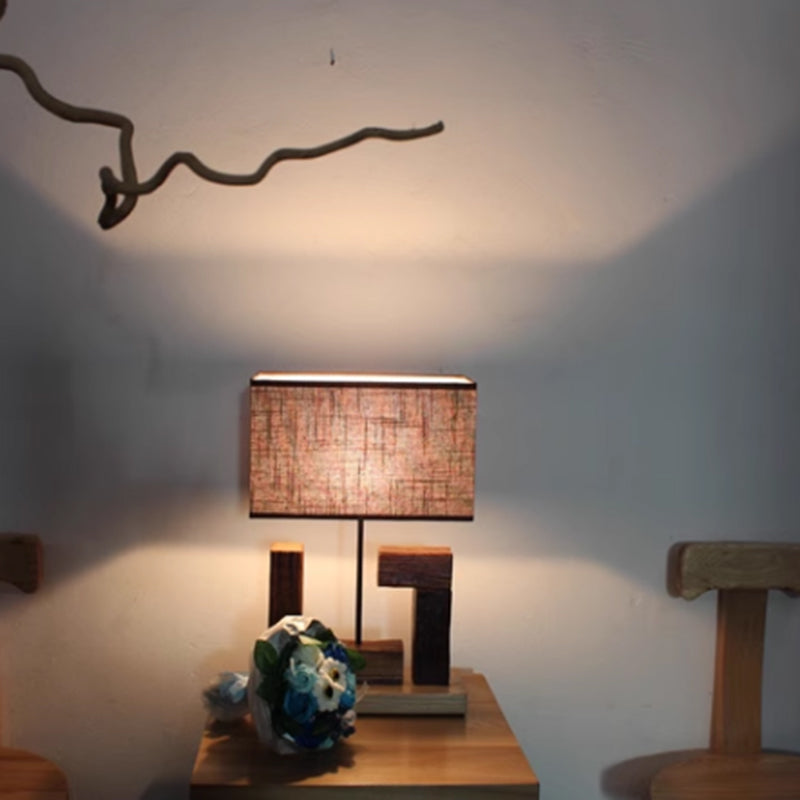 Chinese Table Lamp Vintage Solid Wood Desk Lamp for Bedroom Living Room Study Office