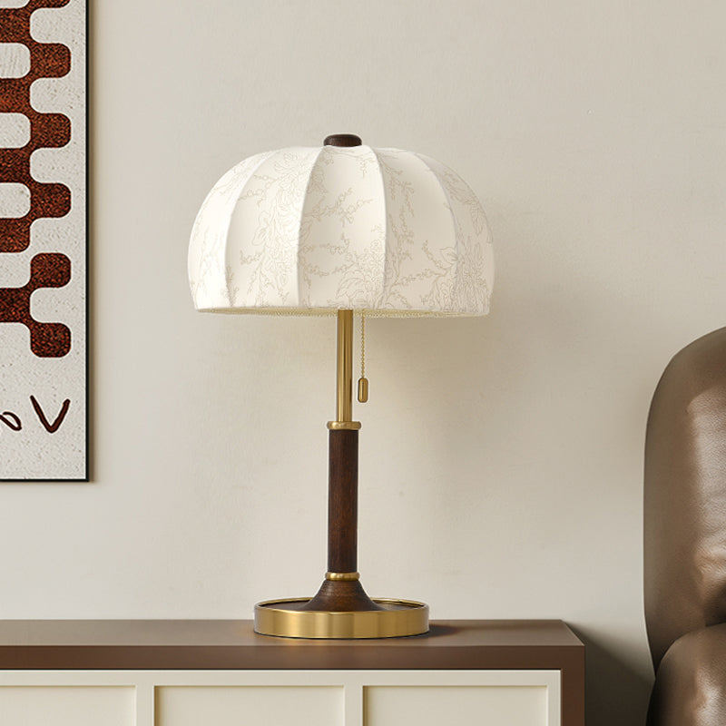 Western Vintage Fabric White Wax Wood Solid Wood Table Lamp American New Bedroom Atmosphere Light