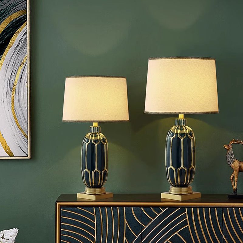 Modern Green Ceramic Table Lamp LED Chinese Creative Luxury Bedside Desk Light For Home Living Room Bedroom Decor 