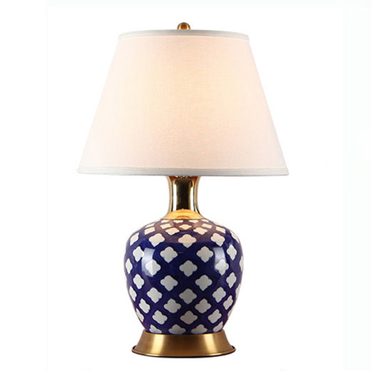 New Chinese Blue and White Ceramic Table Lamp Classical Household Bedroom Lamps for Living Room Bedroom