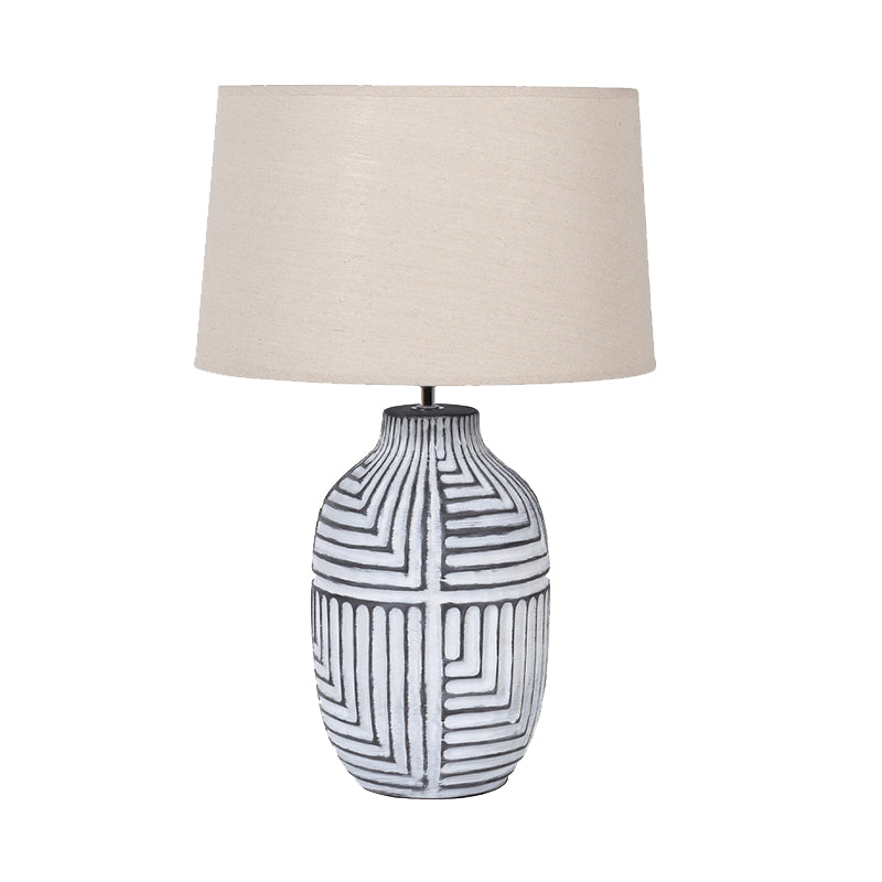 American Country Retro Solid Wood Carving Desk Lamp Eye Protection Decorative Table Lamp