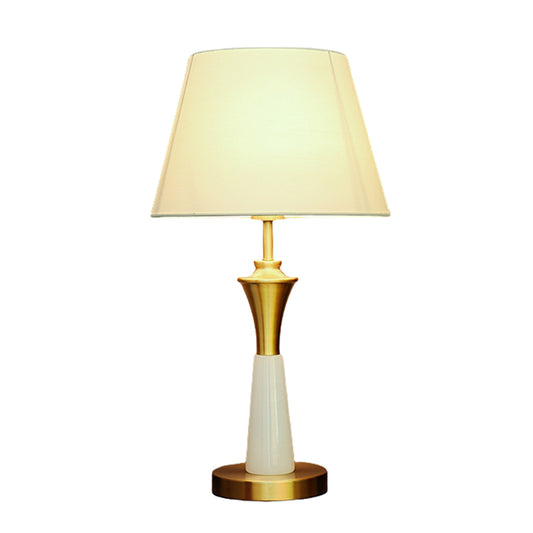 E27 American Bedroom Bedside Brass Table Lamp Simple Modern Eye Table Light Protection Warm and Romantic Room