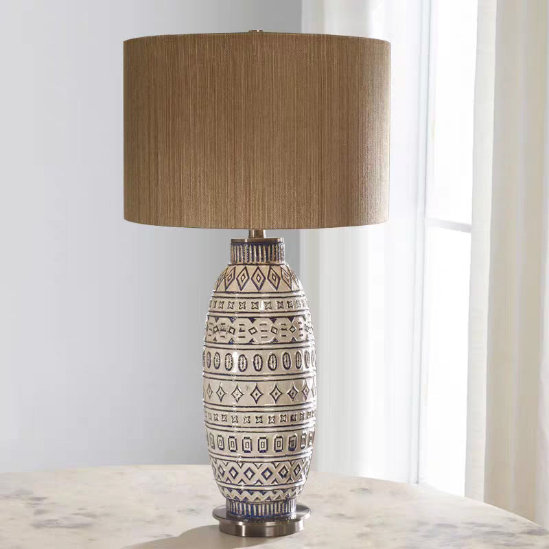 Kung Series Residential Use Contemporary Ceramic Table Lamp Downward Textured Fabric Plug-in Lighting Standard Secene Lamp