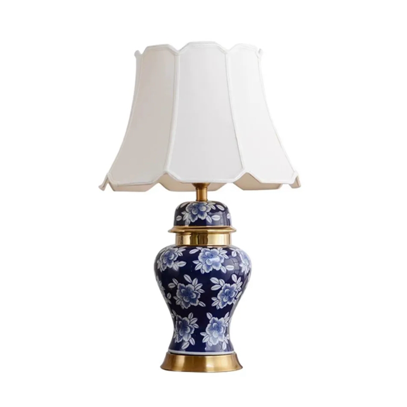 Chinese Hand-Painted Blue White Ceramic Lamp Bedroom Bedside Hotel Villa Living Room