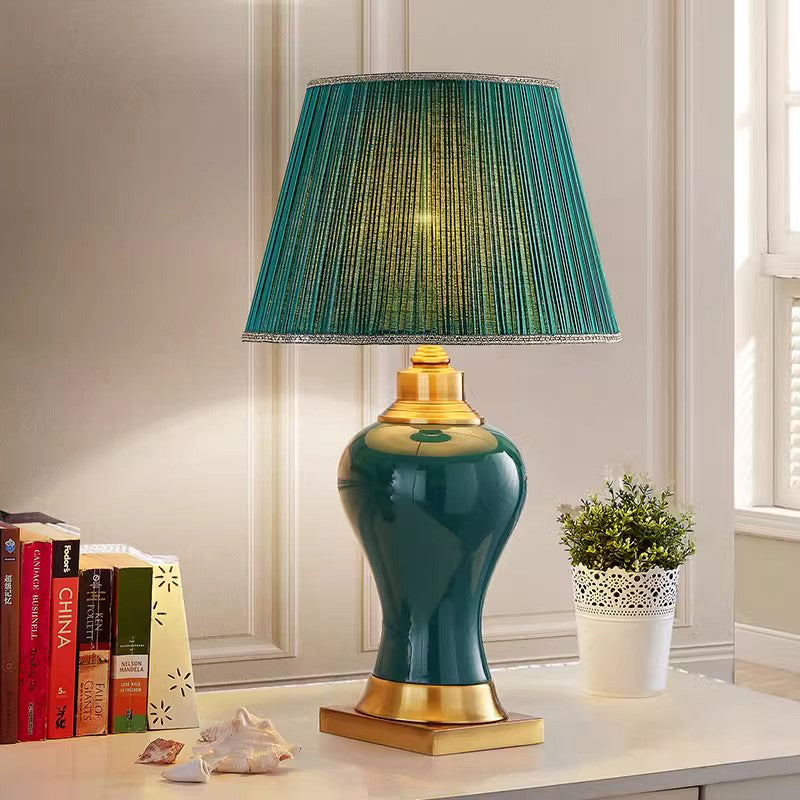 Modern Green Ceramic Table Lamp LED Chinese Creative Luxury Bedside Desk Light For Home Living Room Bedroom Decor