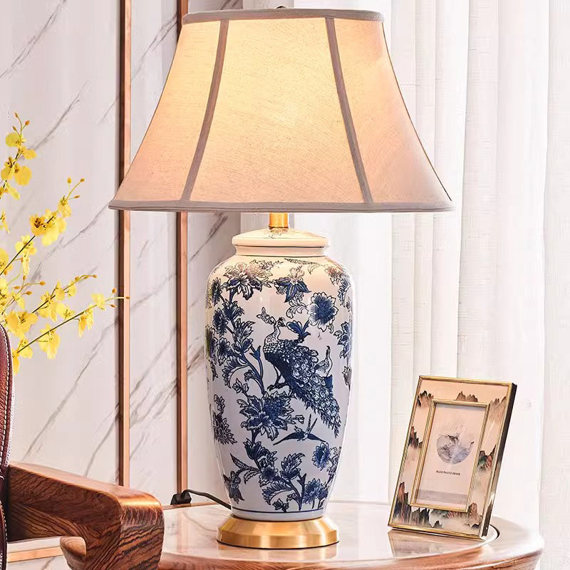 Jingdezhen Blue and White Porcelain Ceramic Lamp Bedroom Bedside Lamp New Chinese Style Living Room Lamp