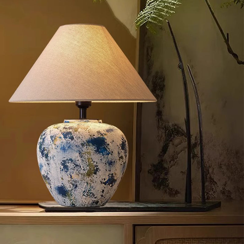 Contemporary CeramicTable Lamp Creativity Living Room Bedroom Study Hotel Homestay