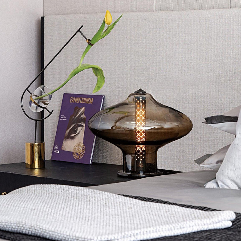 Postmodern Study Bedroom Glass Table Lamp Nordic Designer Model Room Decor Lamps Creative Art Desk Light