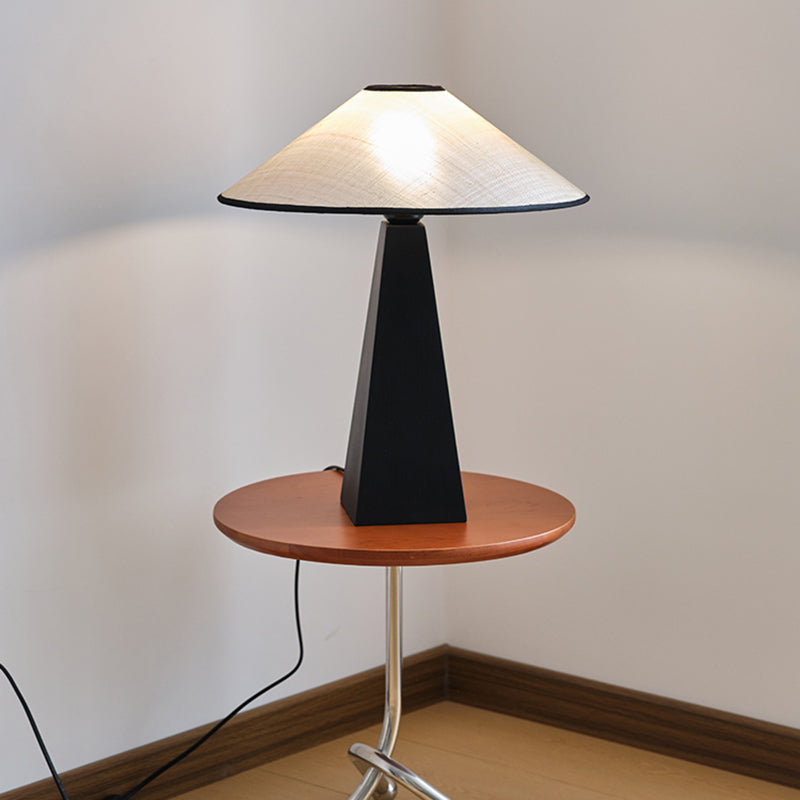 New Chinese-Style Medieval Style Wooden Table Lamp Bedroom Bedside Lamp Modern Simple