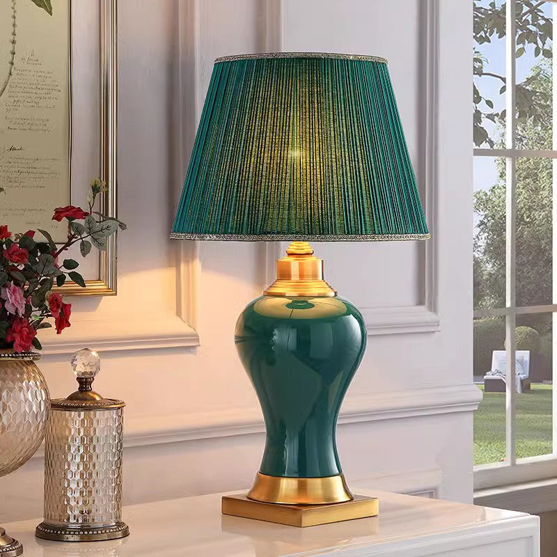 Modern Green Ceramic Table Lamp LED Chinese Creative Luxury Bedside Desk Light For Home Living Room Bedroom Decor