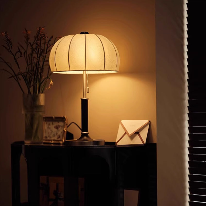 Classic Solid Wood Table Lamp With Fabric Printed Lampshade