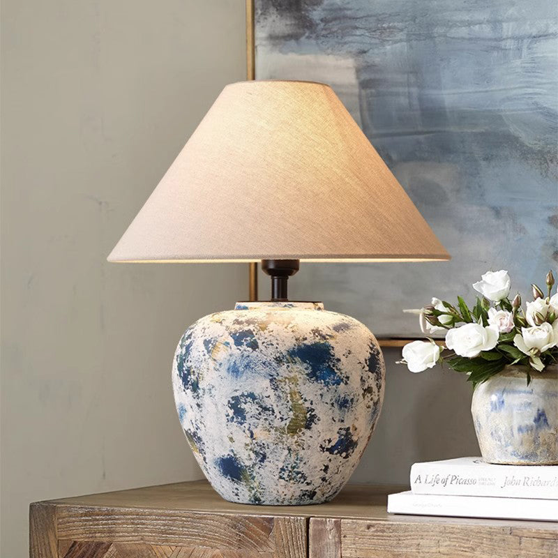 Contemporary CeramicTable Lamp Creativity Living Room Bedroom Study Hotel Homestay