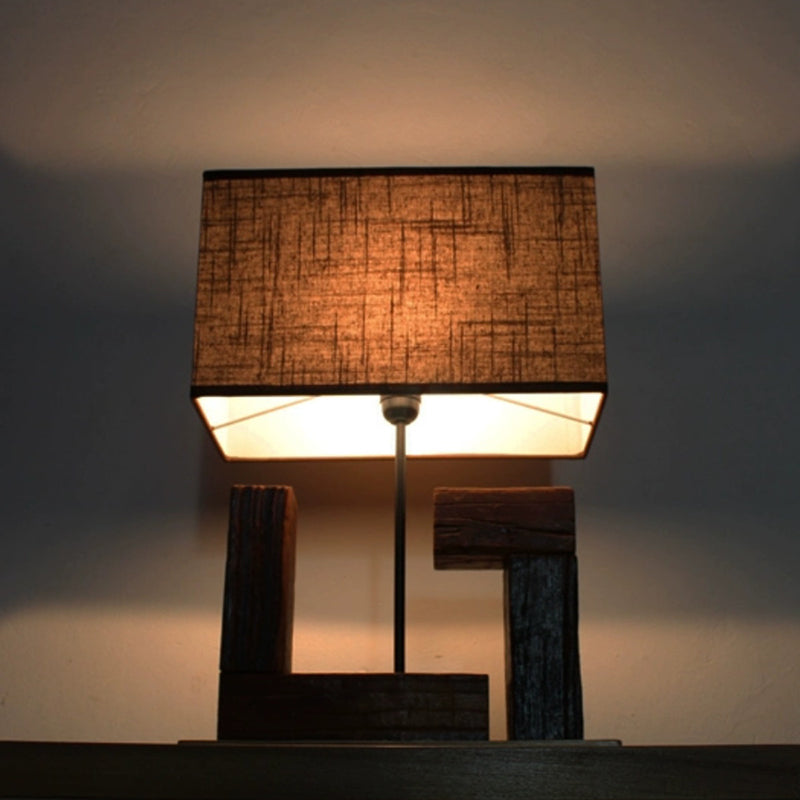 Chinese Table Lamp Vintage Solid Wood Desk Lamp for Bedroom Living Room Study Office