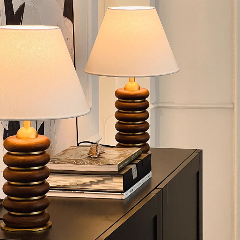 Vintage Light Luxury Warm Wooden Table Lamp Bedroom French  New Chinese Style