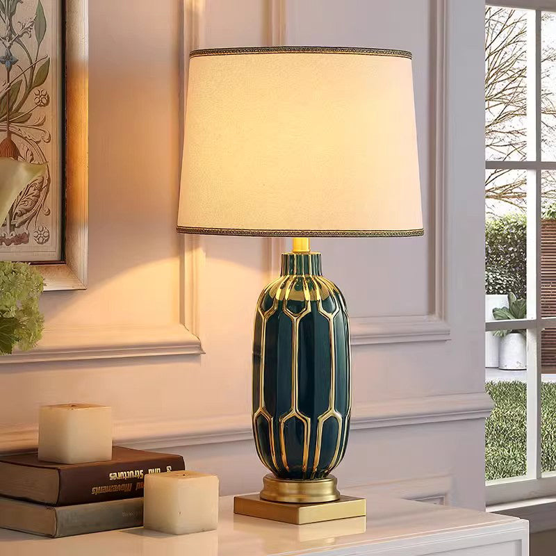 Modern Green Ceramic Table Lamp LED Chinese Creative Luxury Bedside Desk Light For Home Living Room Bedroom Decor ﻿