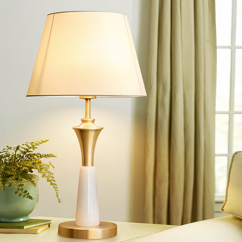 E27 American Bedroom Bedside Brass Table Lamp Simple Modern Eye Table Light Protection Warm and Romantic Room