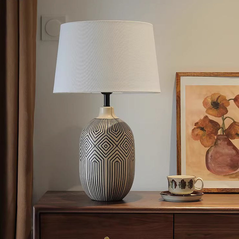 Wabi-sabi Table Lamp Bedhead and Bedroom Decorative Light Fixture Villa Retro Living Room