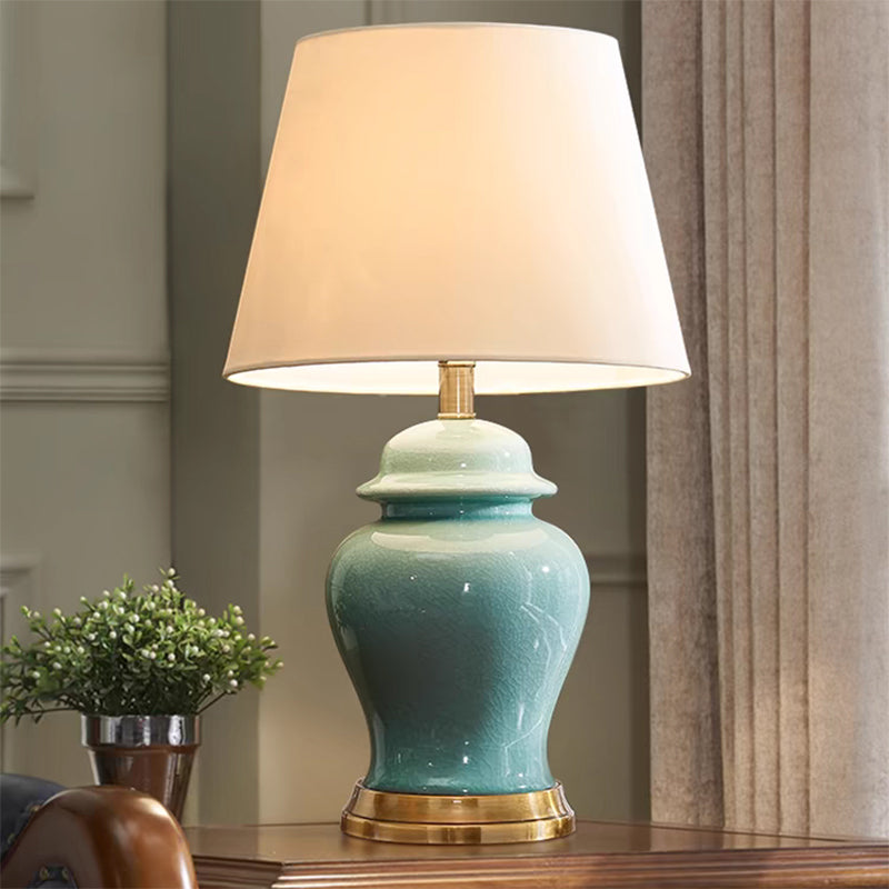 Vintage Ceramic Table Lamp Master Bedroom Nightstand Lamp Creative Advanced Feeling