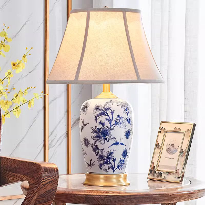 Jingdezhen Blue and White Porcelain Ceramic Lamp Bedroom Bedside Lamp New Chinese Style Living Room Lamp