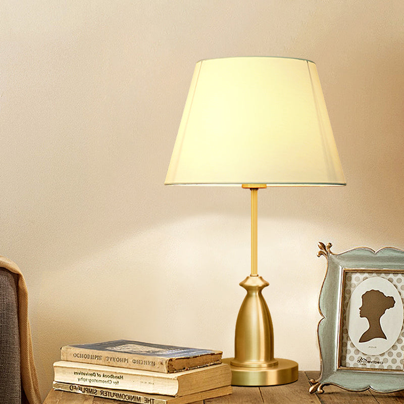 Modern Gold Color Brass Table Lamp LED E27 White Fabric Lampshade for Bedroom Living Room Home Linghting Fixtures﻿