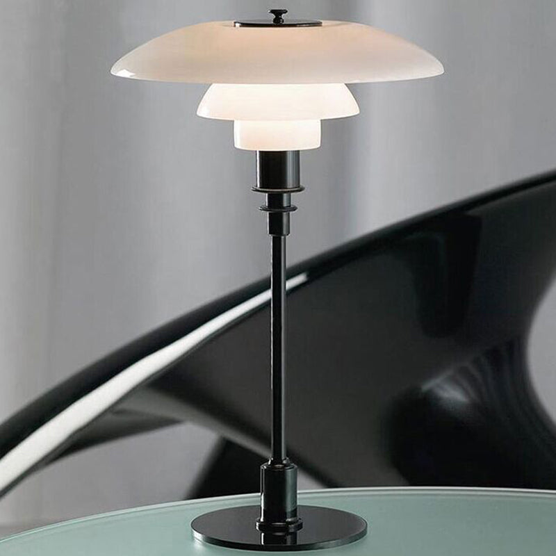 Modern Light Luxury 18" Table Lamp With Glass Lampshade