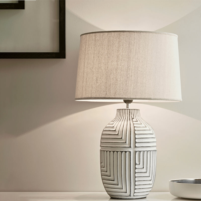 American Country Retro Solid Wood Carving Desk Lamp Eye Protection Decorative Table Lamp