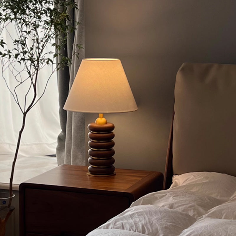 Vintage Light Luxury Warm Wooden Table Lamp Bedroom French  New Chinese Style