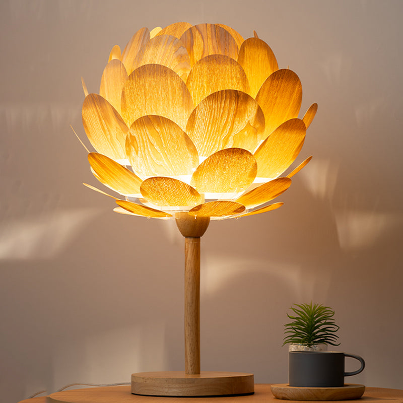 Solid Wood Handmade Creative Hollow Carved Table Lamp Study Living Room and Bedside Decorative Lamps