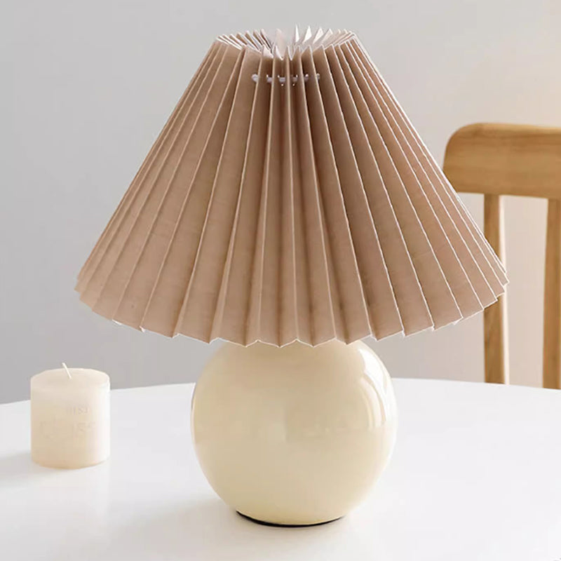 Ceramic Pleated Table Lamp Ins Girl Nordic Bedside Lamp Bedside Table Lamp Decorative Lamps