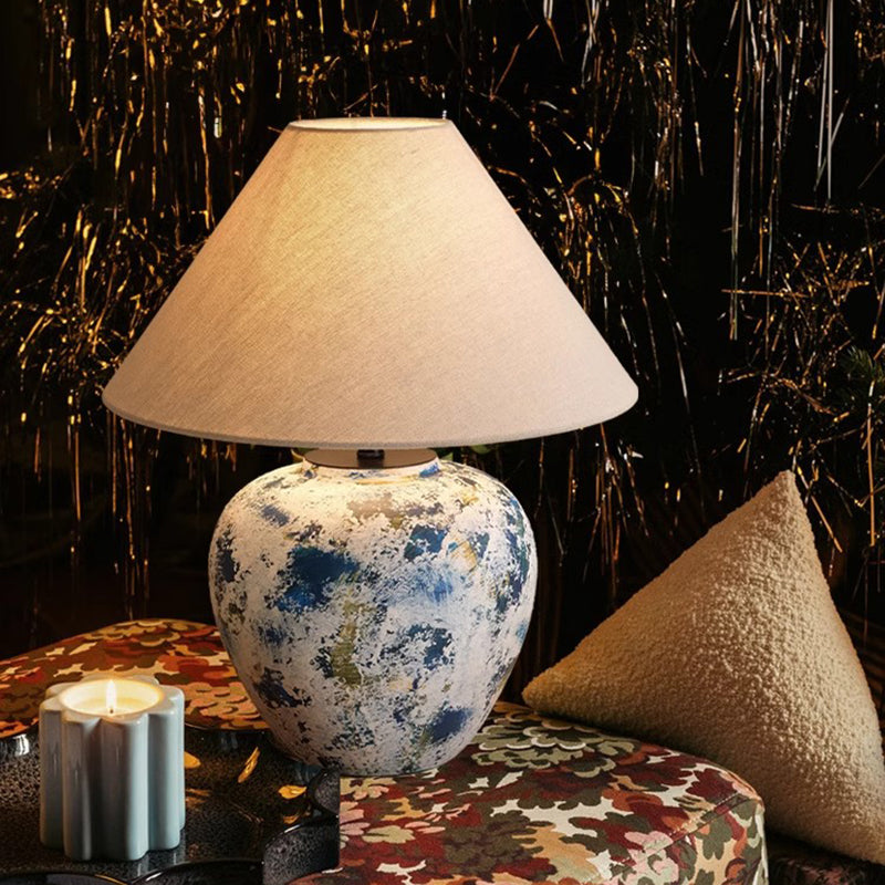 Contemporary CeramicTable Lamp Creativity Living Room Bedroom Study Hotel Homestay