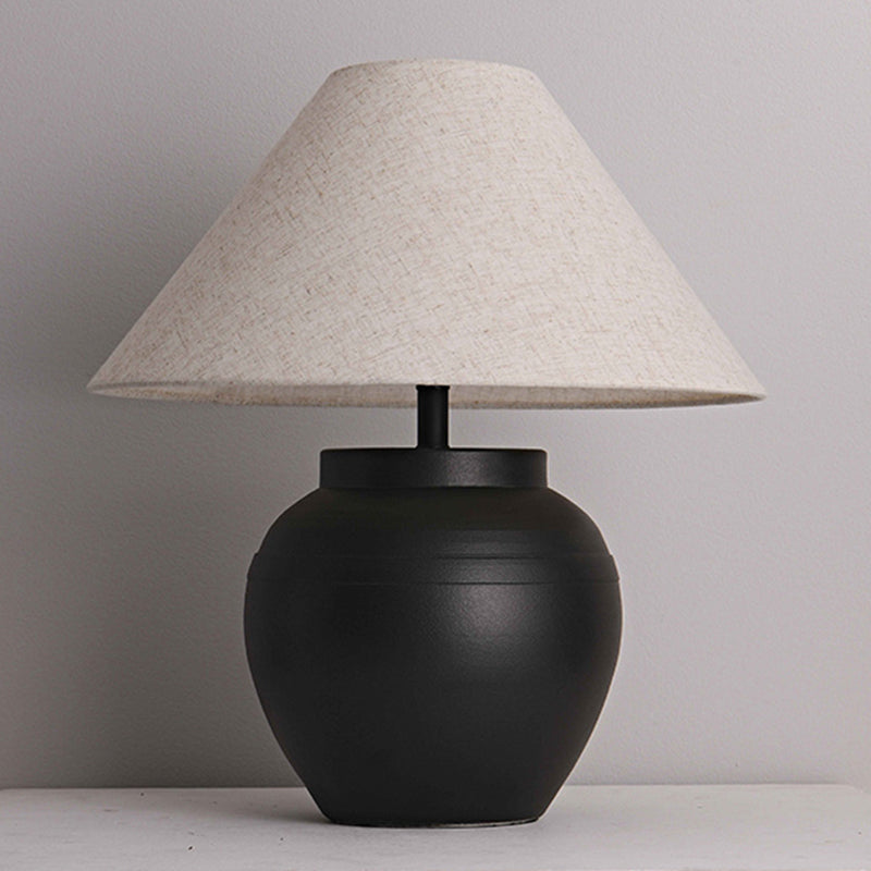 Ceramic LED Table Lamp Northern Europe Retro Linen Lampshade Creative Bedroom Living room