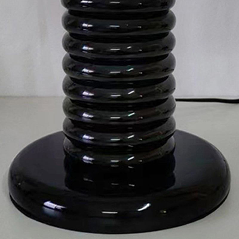 Traditional Black Mushroom Metal Table Lamp With Glass Lampshade
