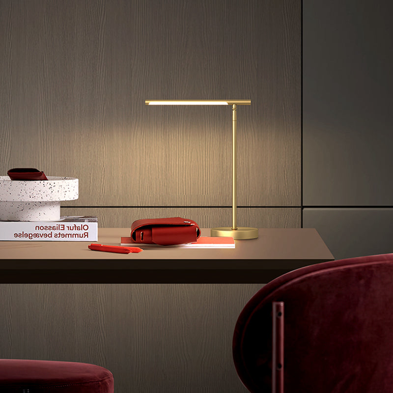 Brass LED Table Lamp Simple Design Black / Copper Color Dimmable