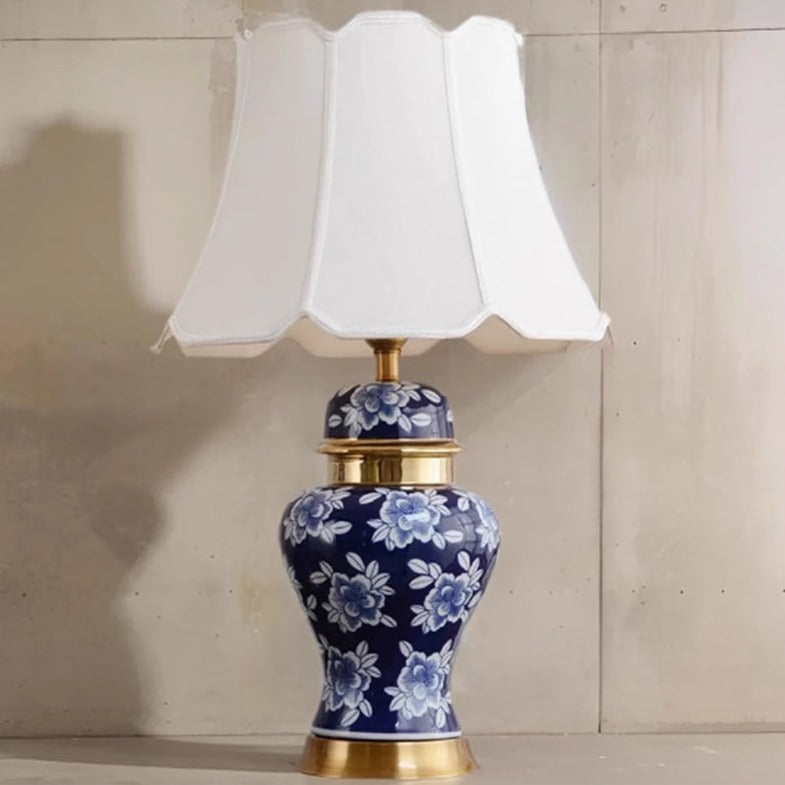 Chinese Hand-Painted Blue White Ceramic Lamp Bedroom Bedside Hotel Villa Living Room